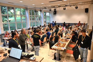 [Photo] Spielsaal unten 2