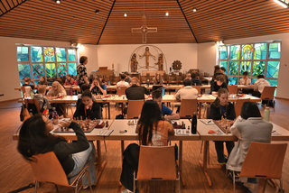 [Photo] Spielsaal (Kapelle), hintere Paarungen